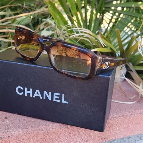 chanel sunglasses 5064b|Chanel 5064B 663 6N – Vintage Frames Company.